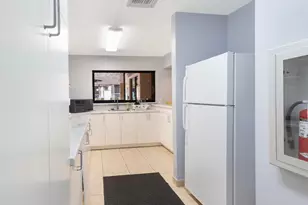 2241 SW 15th St, Deerfield Beach, FL 33442 - Photo 20