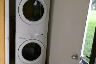 407 Meadows Cir, Boynton Beach, FL 33436 - Photo 24