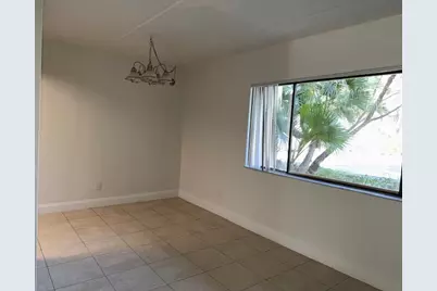 407 Meadows Circle #407, Boynton Beach, FL 33436 - Photo 6