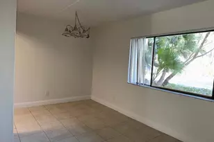 407 Meadows Cir, Boynton Beach, FL 33436 - Photo 6