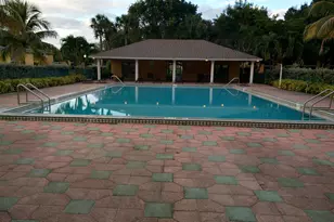 407 Meadows Cir, Boynton Beach, FL 33436 - Photo 26