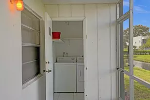 298 Burgundy G, Delray Beach, FL 33484 - Photo 30