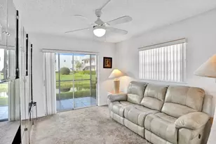 298 Burgundy G, Delray Beach, FL 33484 - Photo 22