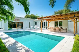 230 Santa Lucia Dr, West Palm Beach, FL 33405 - Photo 1