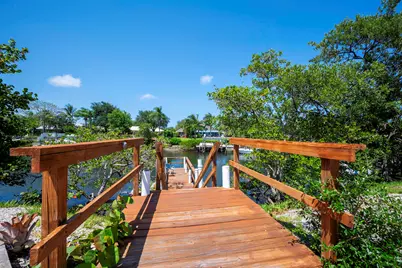 801 Hummingbird Way #105, North Palm Beach, FL 33408 - Photo 20