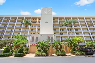 7290 Kinghurst Dr, Delray Beach, FL 33446 - Photo 4