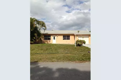 925 SE Albatross Avenue, Port Saint Lucie, FL 34983 - Photo 1