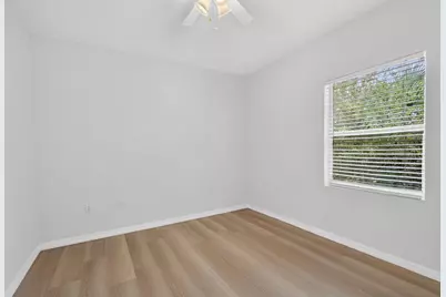 513 Talia Circle, Palm Springs, FL 33461 - Photo 14