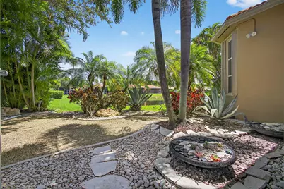 9314 Via Classico W, Wellington, FL 33411 - Photo 22