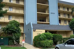 2820 Tennis Club Dr, West Palm Beach, FL 33417 - Photo 14
