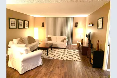 2820 Tennis Club Drive #302, West Palm Beach, FL 33417 - Photo 8