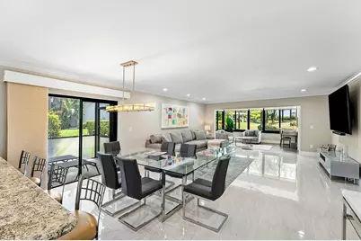 18 Westgate Lane #A, Boynton Beach, FL 33436 - Photo 2