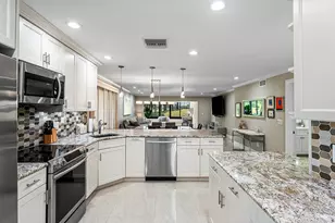18 Westgate Ln, Boynton Beach, FL 33436 - Photo 12