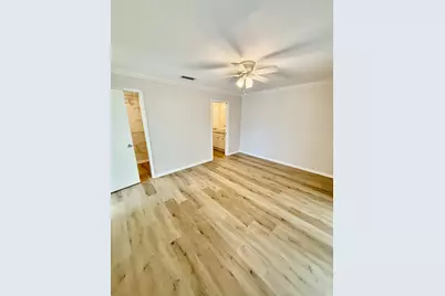 1900 S Kanner Highway #10-207, Stuart, FL 34994 - Photo 8