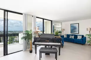 2000 Presidential Way, West Palm Beach, FL 33401 - Photo 1