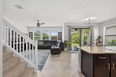 8822 Willow Cove Lane, Lake Worth, FL 33467 - Photo 8