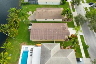 370 SW 203rd Ave, Pembroke Pines, FL 33029 - Photo 38