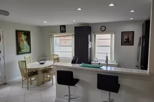 662 Burgundy N, Delray Beach, FL 33484 - Photo 4