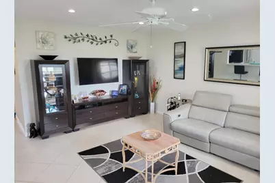 662 Burgundy N, Delray Beach, FL 33484 - Photo 10