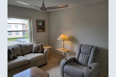 662 Burgundy N, Delray Beach, FL 33484 - Photo 12