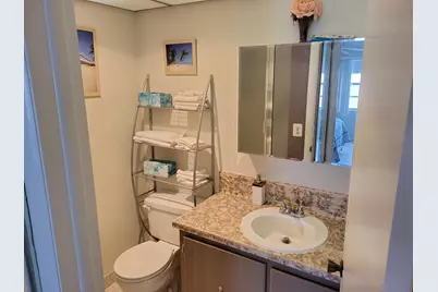 662 Burgundy N, Delray Beach, FL 33484 - Photo 16