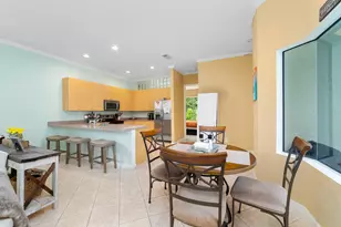 775 SW Munjack Cir, Port Saint Lucie, FL 34986 - Photo 6