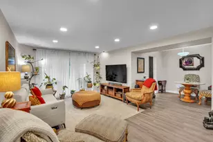 3524 Via Poinciana, Lake Worth, FL 33467 - Photo 2