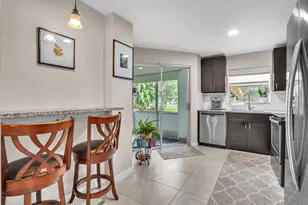 3524 Via Poinciana, Lake Worth, FL 33467 - Photo 8