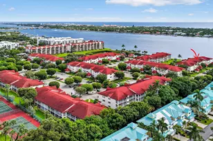 110 Half Moon Cir, Hypoluxo, FL 33462 - Photo 38