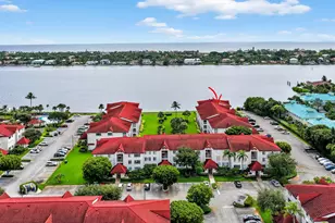 110 Half Moon Cir, Hypoluxo, FL 33462 - Photo 36