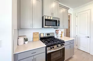 10676 NW Wilgrove Lane, Port Saint Lucie, FL 34987 - Photo 2