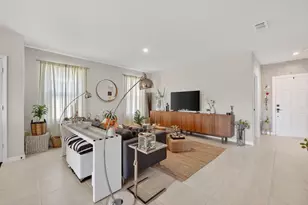 3518 Carriage Pointe Cir, Fort Pierce, FL 34981 - Photo 6