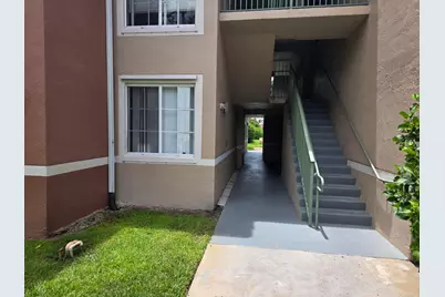 7824 Sonoma Springs Circle #104, Lake Worth, FL 33463 - Photo 2