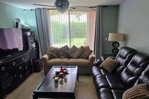 7824 Sonoma Springs Cir, Lake Worth, FL 33463 - Photo 8