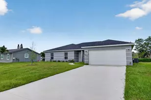 1517 SW Aledo Ln, Port Saint Lucie, FL 34953 - Photo 2
