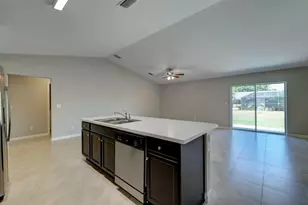 325 SW Ridgecrest Dr, Port Saint Lucie, FL 34953 - Photo 10