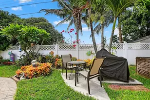 133 Greenbrier Dr, Palm Springs, FL 33461 - Photo 42