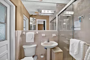 133 Greenbrier Dr, Palm Springs, FL 33461 - Photo 18