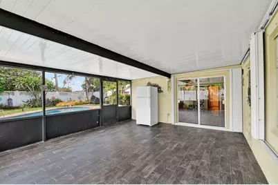 133 Greenbrier Drive, Palm Springs, FL 33461 - Photo 30