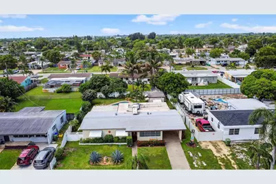 133 Greenbrier Drive, Palm Springs, FL 33461 - Photo 54