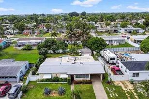 133 Greenbrier Dr, Palm Springs, FL 33461 - Photo 54