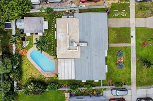 133 Greenbrier Dr, Palm Springs, FL 33461 - Photo 62