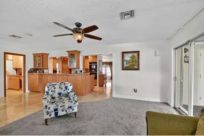 133 Greenbrier Drive, Palm Springs, FL 33461 - Photo 26
