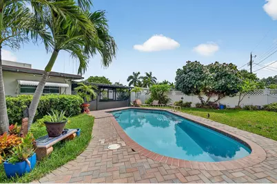 133 Greenbrier Drive, Palm Springs, FL 33461 - Photo 38