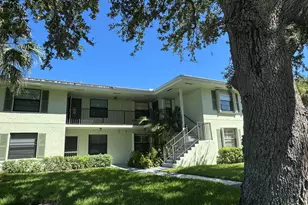 801 Sabal Ridge Cir, Palm Beach Gardens, FL 33418 - Photo 1