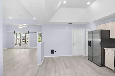 4062 Garden Villas Court, Fort Pierce, FL 34982 - Photo 12