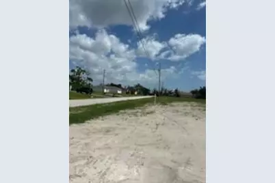 824 NE 23rd Terrace, Cape Coral, FL 33909 - Photo 10