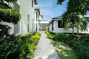 201 Palm Trail, Delray Beach, FL 33483 - Photo 10