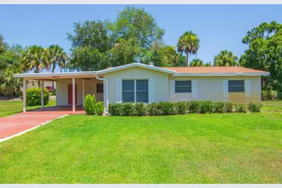 4606 30th Ave, Vero Beach, FL 32967 - Photo 1