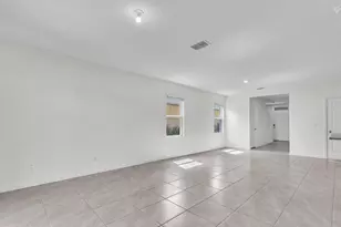 12335 SW Nettuno Way, Port Saint Lucie, FL 34987 - Photo 8